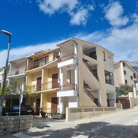 Vjekoslav Sea View Apartment Promajna